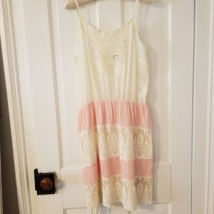 NWT Anthropologie Champagne Strawberry White & Pink Slip Dress - Large